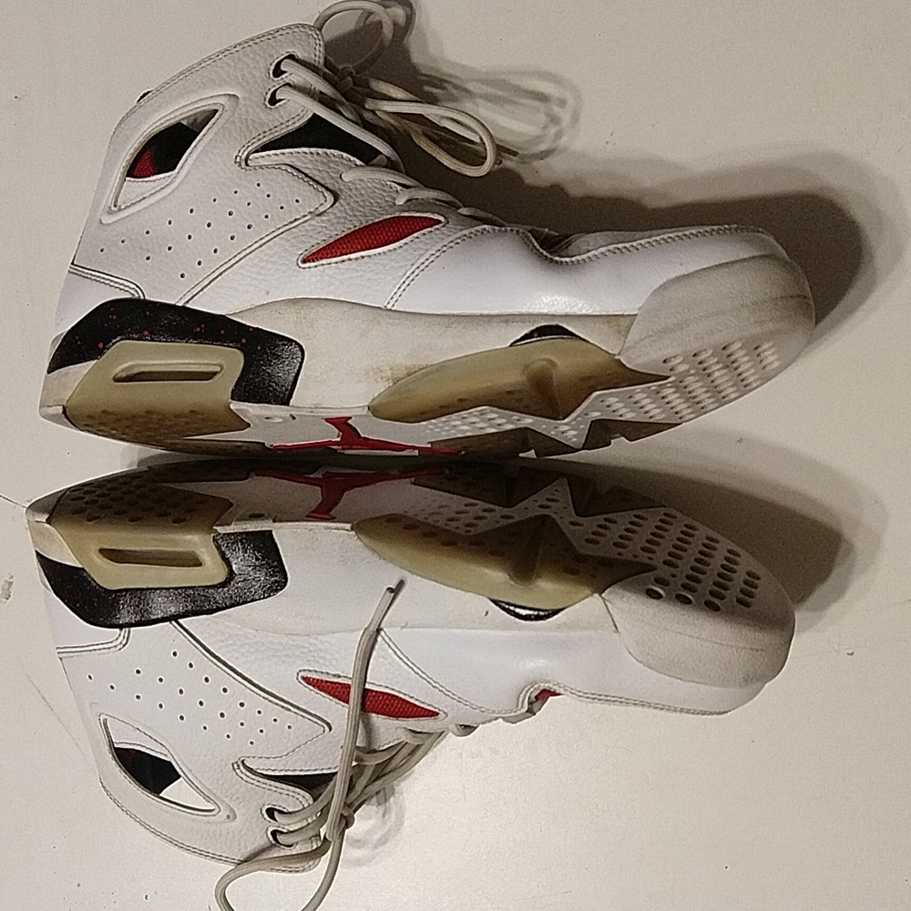 Jordan Shoes - Picture 3 of 6